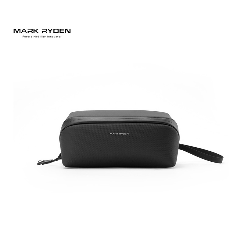 Tech Accessories Business - MARK RYDEN 